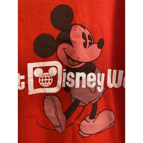 WALT DISNEY WORLD -DISNEY PARKS - MICKEY MOUSE T SHIRT - SMALL - NWT - MSRP $ 22 - Picture 4 of 14
